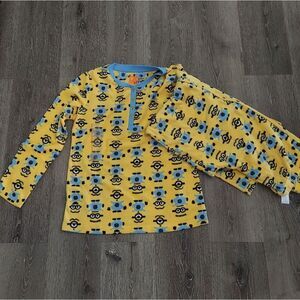 Despicable Me Yellow and Blue Minion Pajama Set Medium 8-10